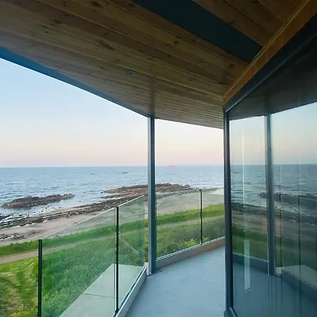 Luxury Beach Front Rooms- Pma Kirkcaldy Exterior photo