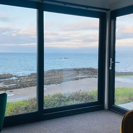 Luxury Beach Front Rooms- Pma Kirkcaldy Exterior photo