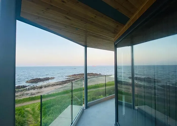 Luxury Beach Front Rooms- Pma
