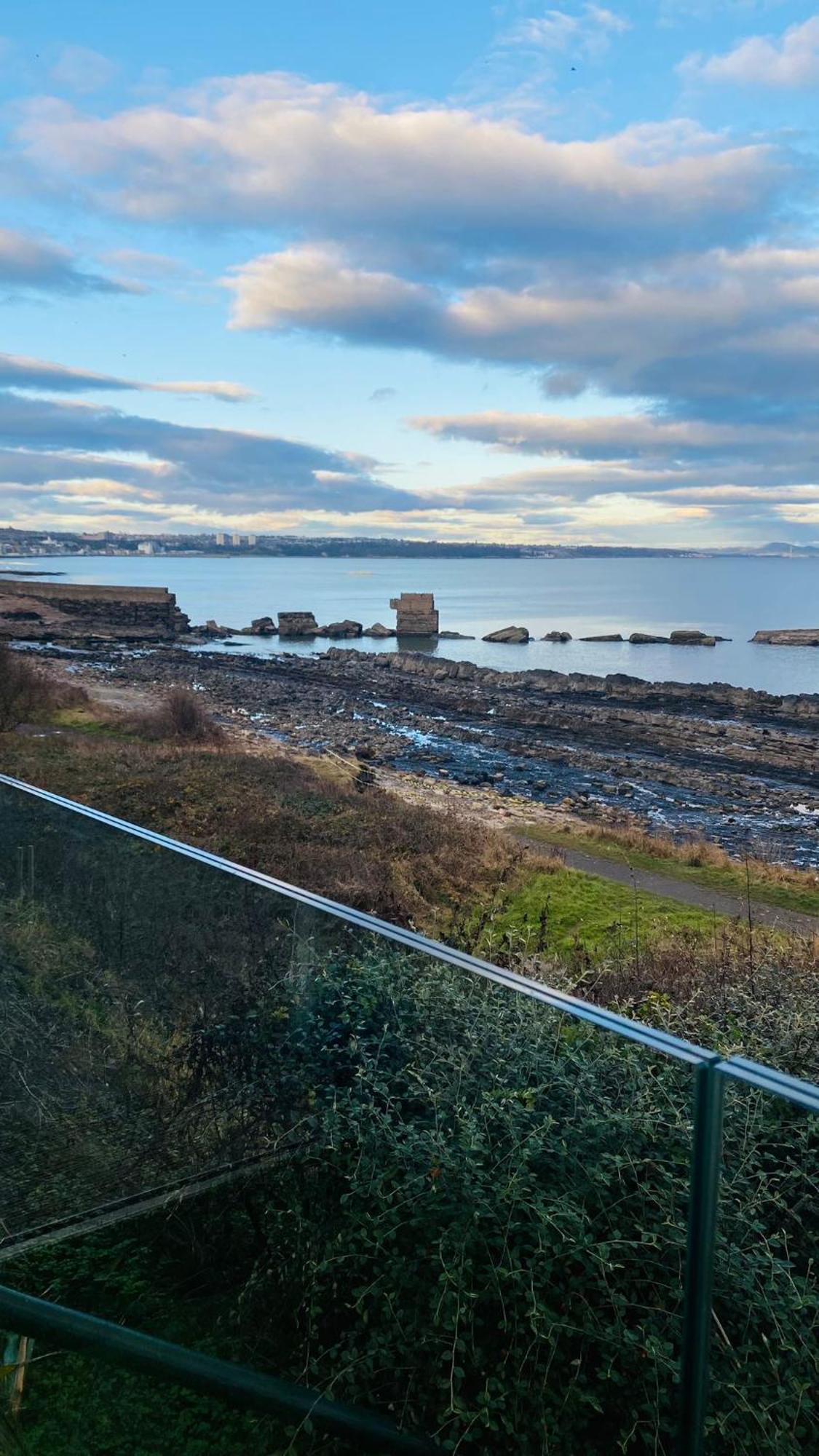 Lodge Luxury Front Rooms- Pma Kirkcaldy