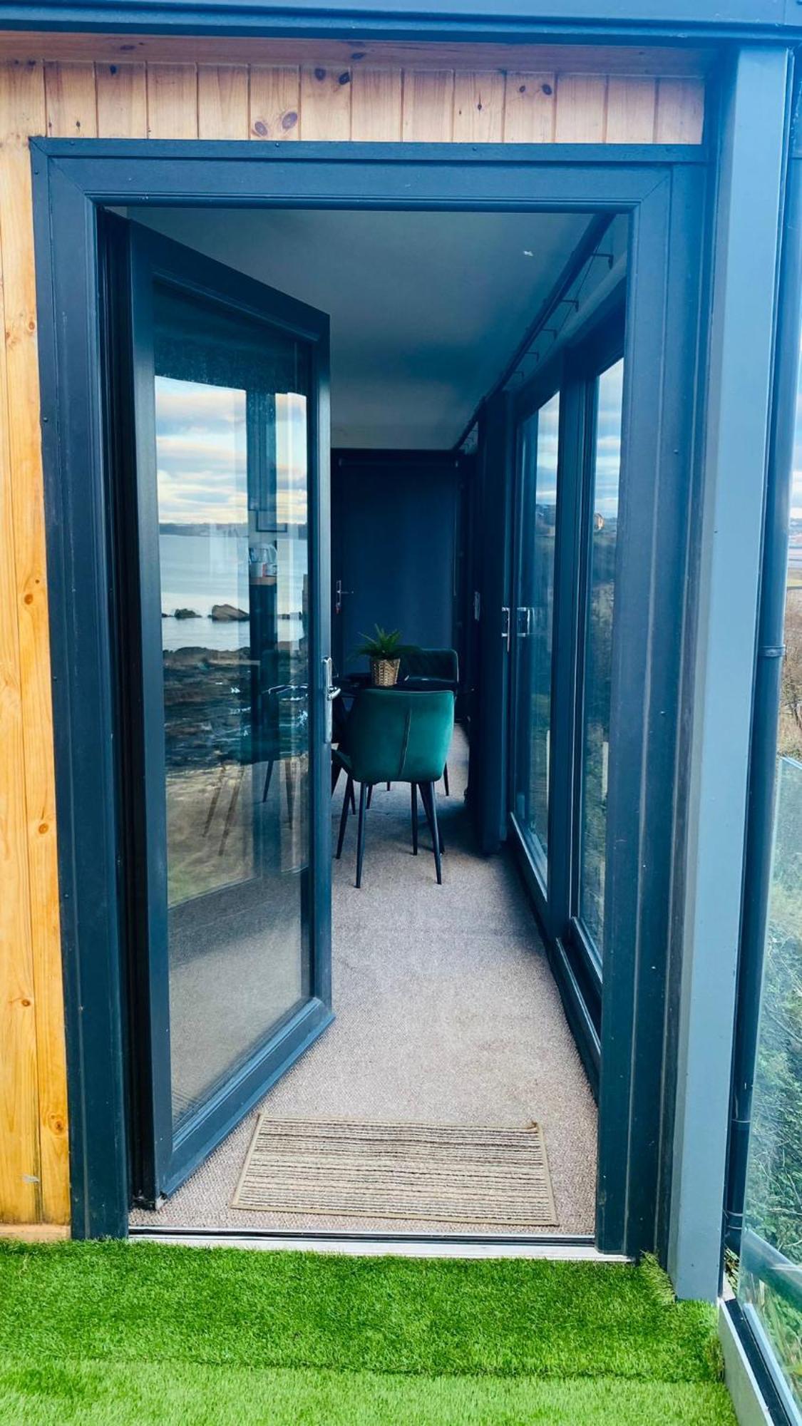 Luxury Front Rooms- Pma Lodge Kirkcaldy