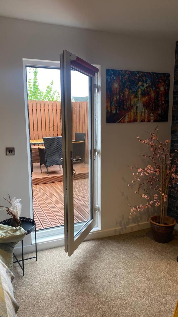 Lodge Luxury Front Rooms- Pma Kirkcaldy