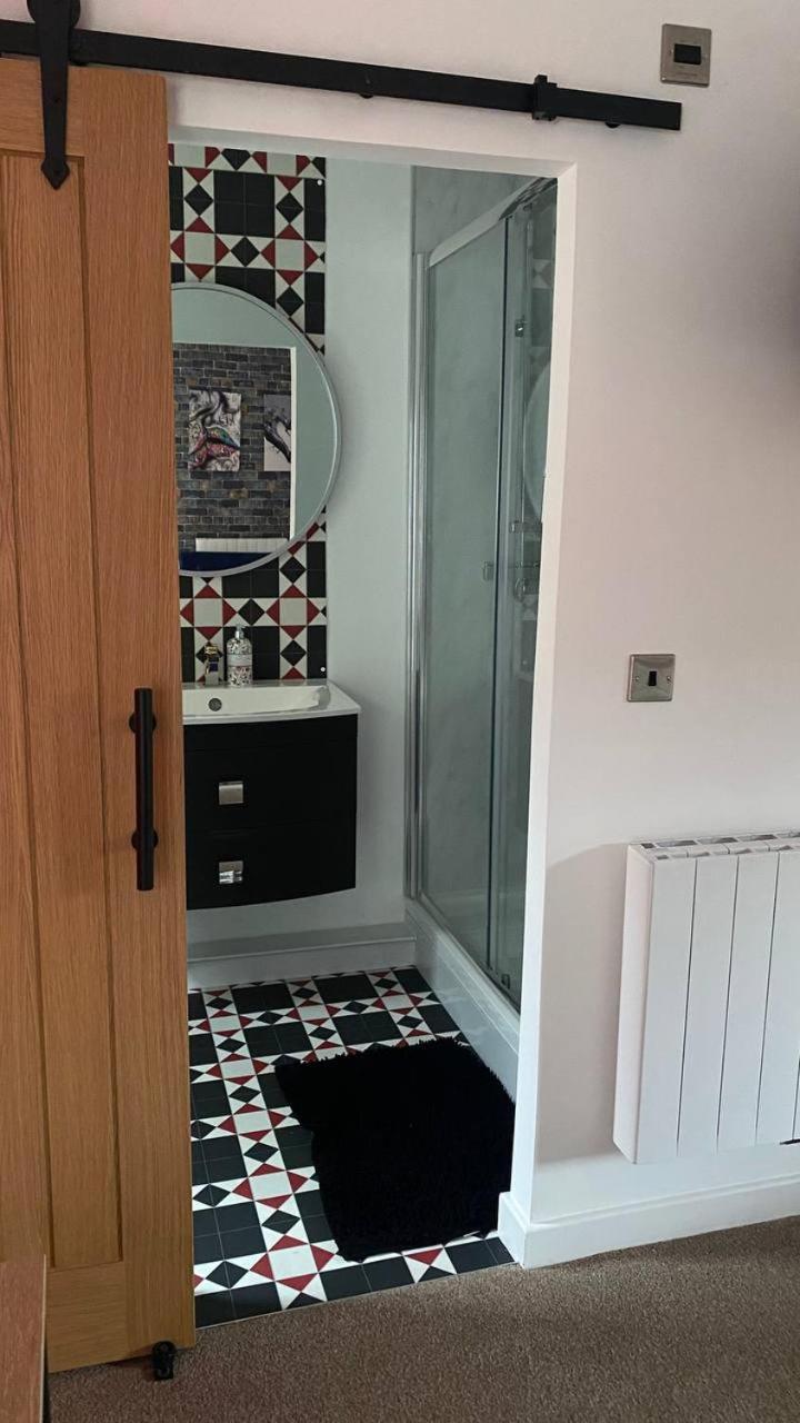 Luxury Front Rooms- Pma * Kirkcaldy